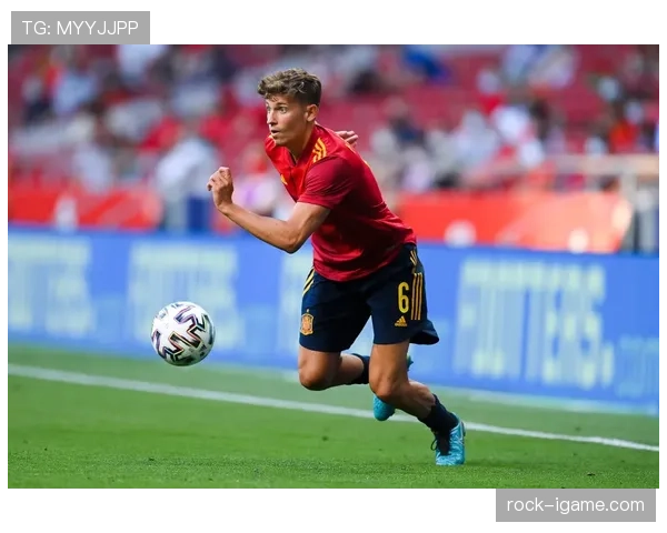 洛伦特战术适配性分析：助力球队在高压比赛中表现稳健