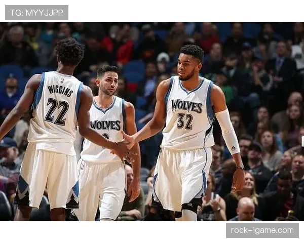 斯托克城公布夏季清洗名单，新秀与老将齐离队，阵容重建步伐加快