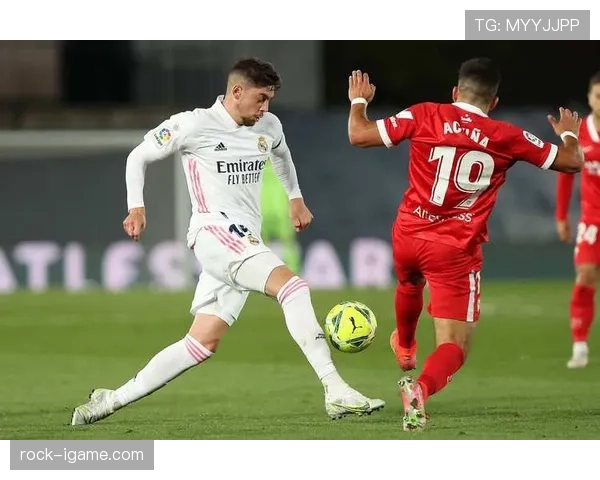 皇马连胜势头延续,但防守隐患逐步浮现影响争冠稳定性 皇马连胜势头延续,但防守隐患逐步浮现影响争冠稳定性